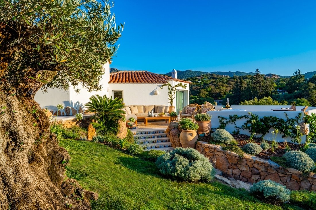 Villa in Liscia di Vacca, Arzachena, Italy 2 - 17537621