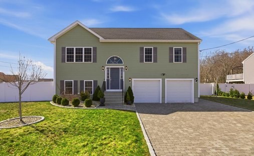 House in Westport, Massachusetts, United States 1