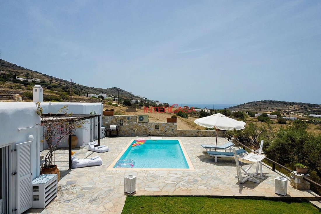 Villa in Paros, Aegean, Greece 2 - 17537801