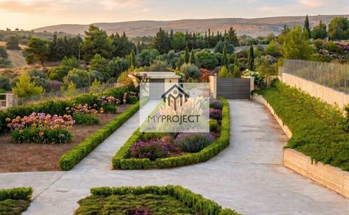 House in Oropos, Attica, Greece 1