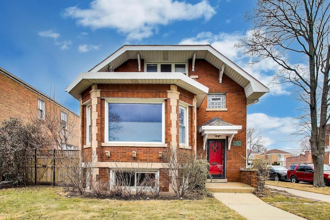 House in Chicago, Illinois, United States 1 - 17537982
