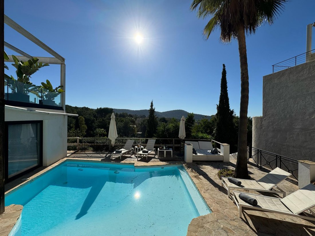 Villa in Can Furnet, Santa Eularia des Riu, Balearic Islands 1 - 17538289