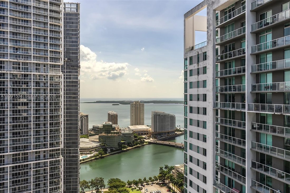 Condo in Miami, Florida, United States 2 - 17538041