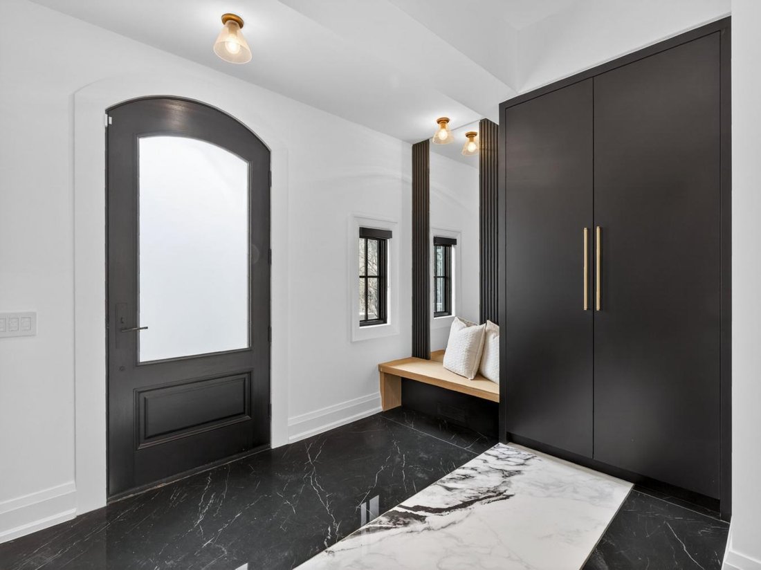 House in Toronto, Ontario, Canada 3 - 17538200