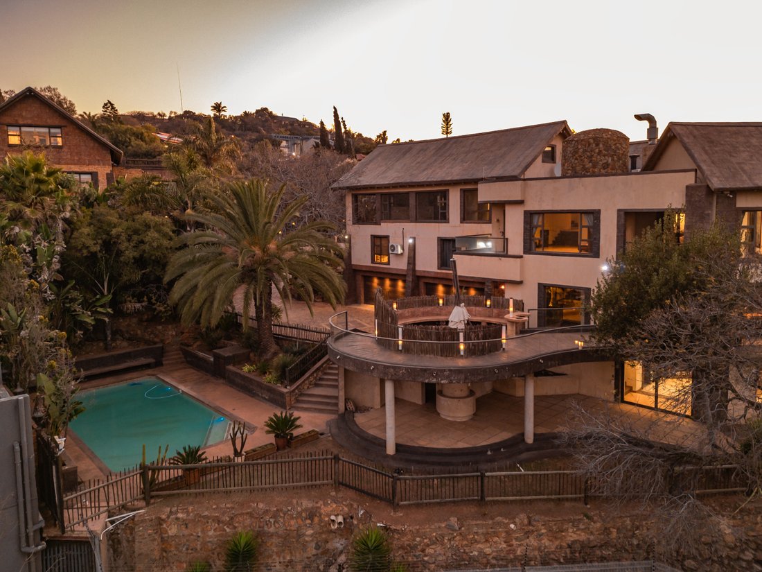 Country House in Mondeor, Gauteng, South Africa 2 - 17538379