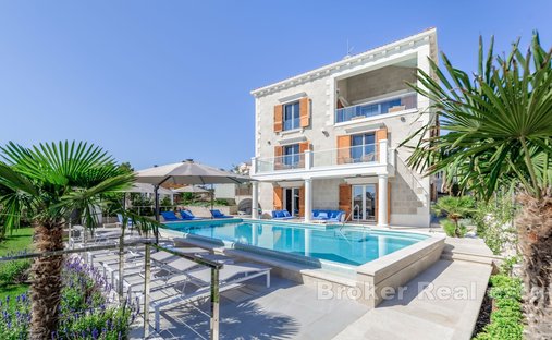 Villa à Rogoznica, Comitat de Šibenik-Knin, Croatie 1