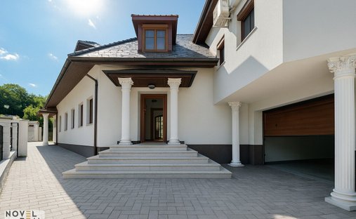 House in Enzesfeld-Lindabrunn, Lower Austria, Austria 1