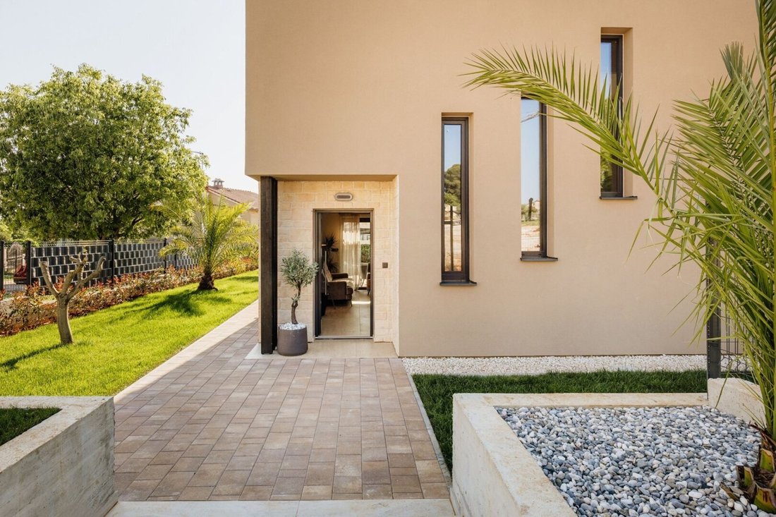 Villa in Tar, Istria County, Croatia 4 - 17295287
