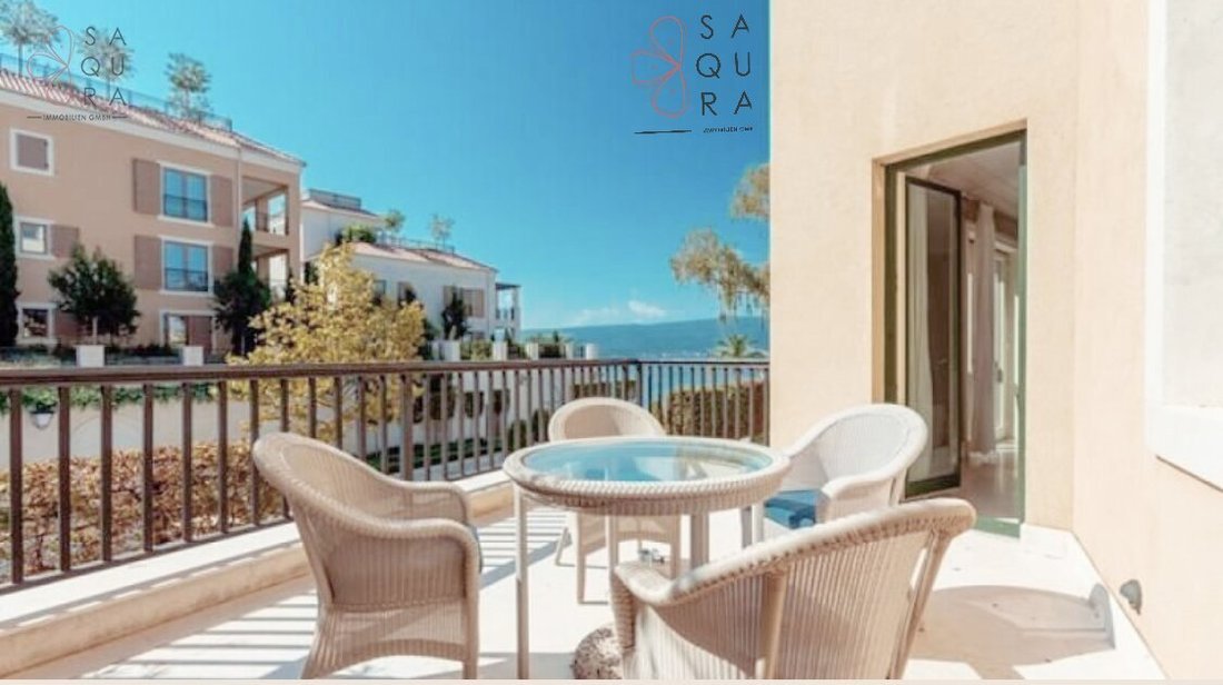 Apartment in Tivat, Tivat Municipality, Montenegro 1 - 16438948