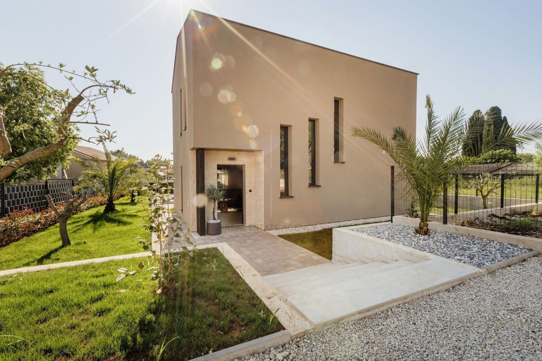 Villa in Tar, Istria County, Croatia 3 - 17295287