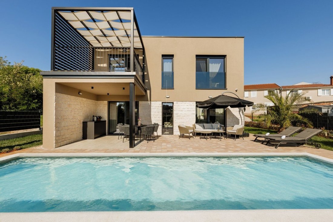 Villa in Tar, Istria County, Croatia 2 - 17295287