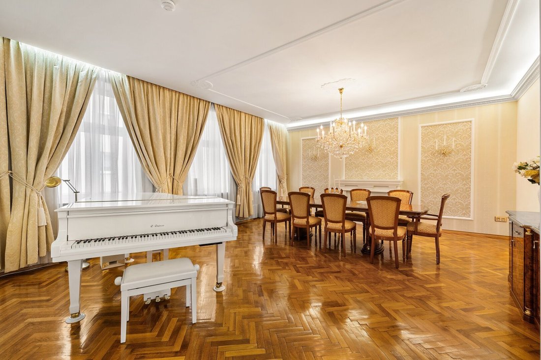 Vienna, Vienna, Austria 1 - 17031117