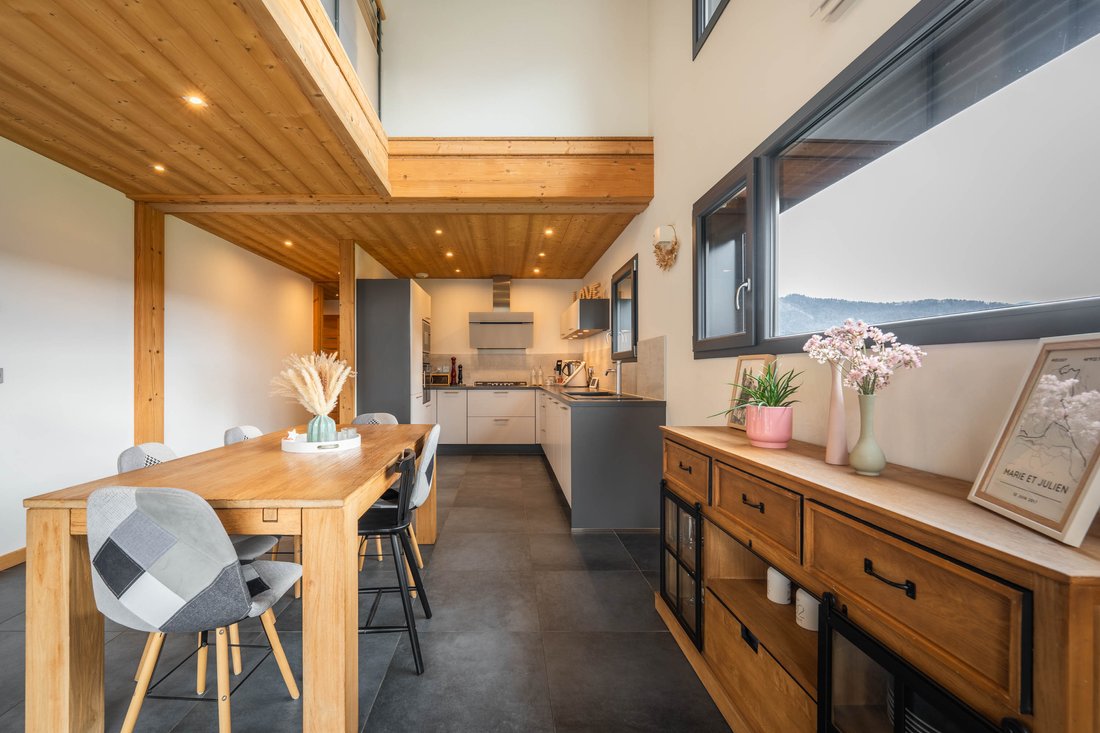 Chalet in Marnaz, Auvergne-Rhône-Alpes, France 3 - 17538604