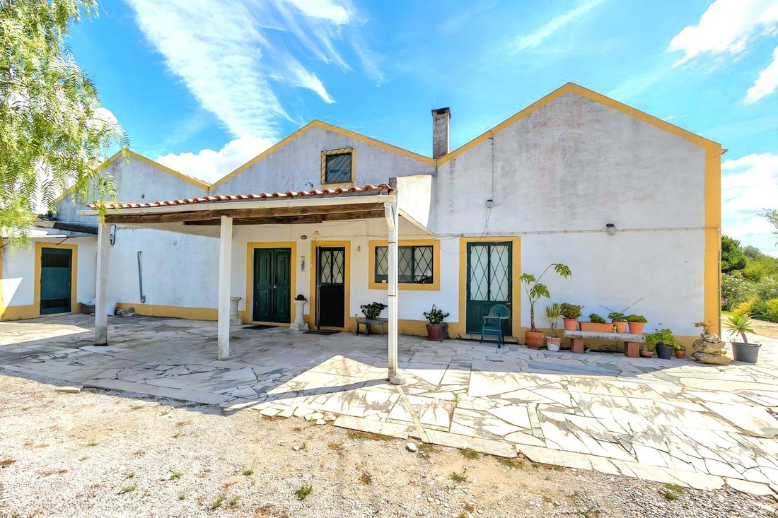 Farm Ranch in Alcabideche, Lisbon, Portugal 2 - 17002734