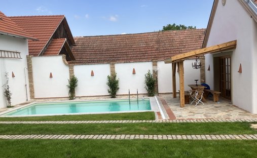 Finca à Hollabrunn, Basse-Autriche, Autriche 1
