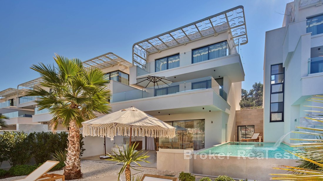 Villa in Zedno, Split-Dalmatia County, Croatia 2 - 17538702