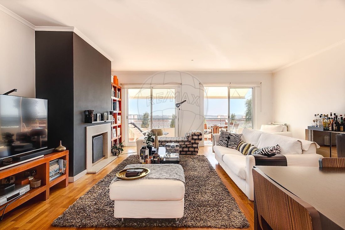 Apartment in Belas, Lisbon, Portugal 2 - 17539214