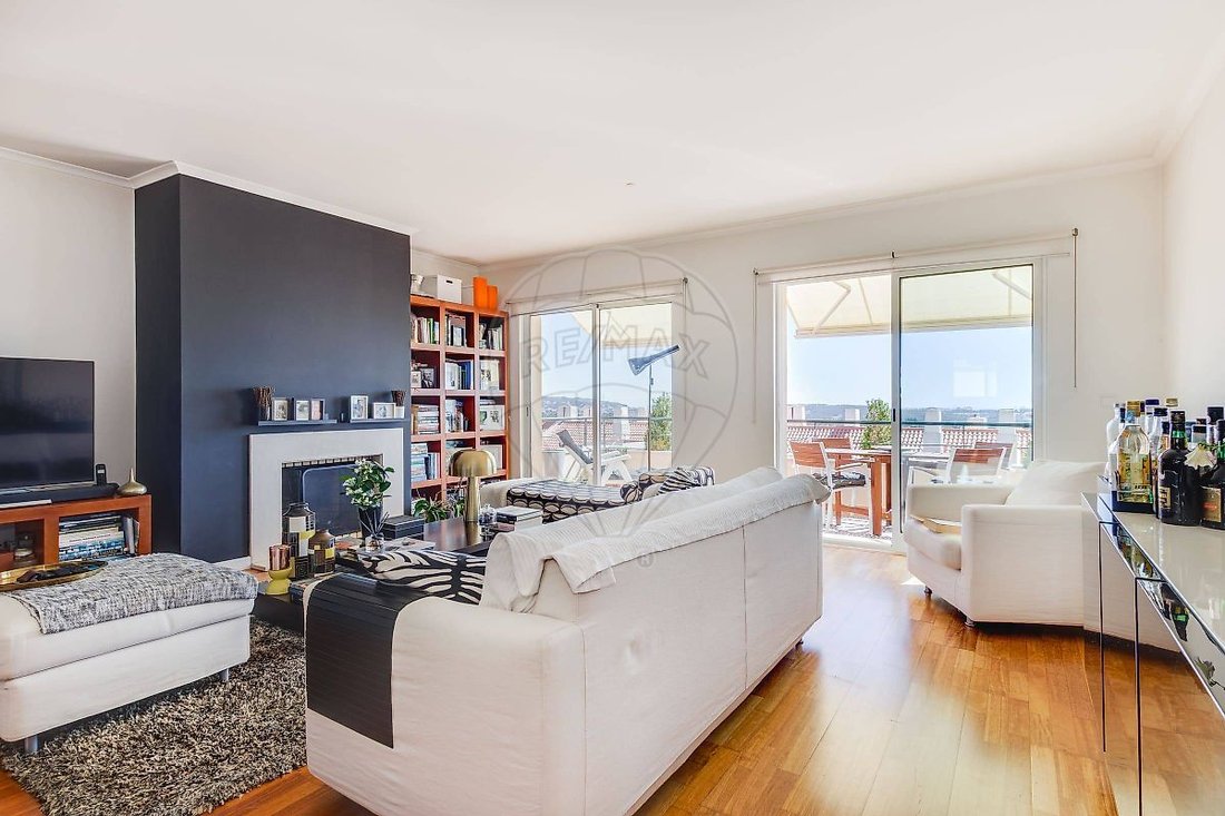 Apartment in Belas, Lisbon, Portugal 3 - 17539214