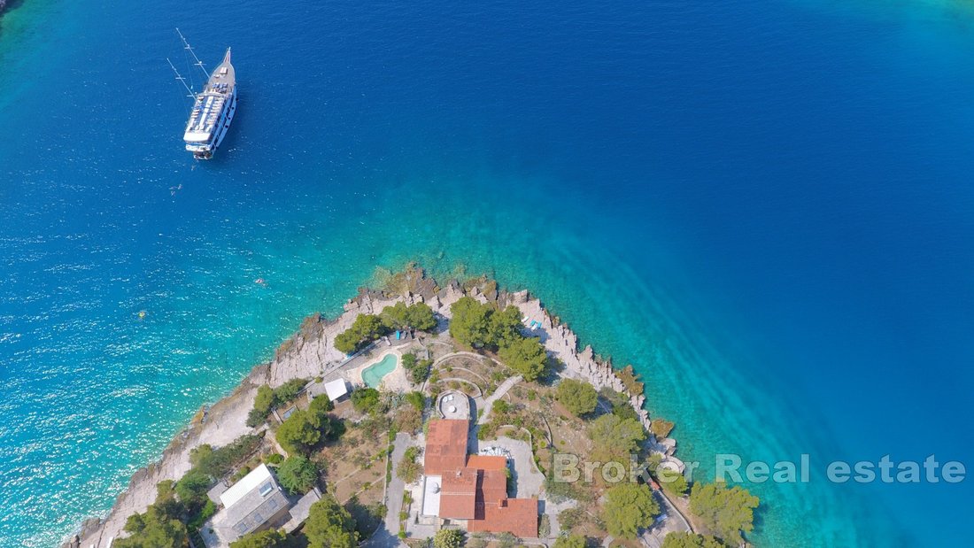 Villa in Dol, Split-Dalmatia County, Croatia 1 - 17538903