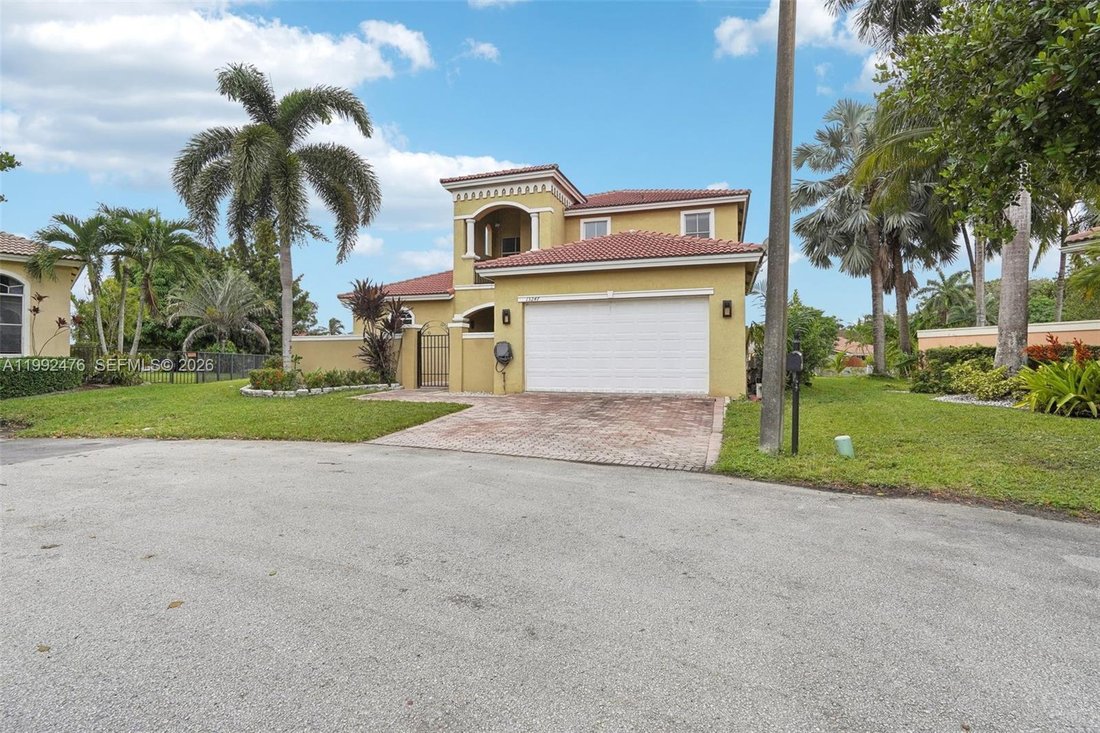 House in Miramar, Florida, United States 2 - 17539785
