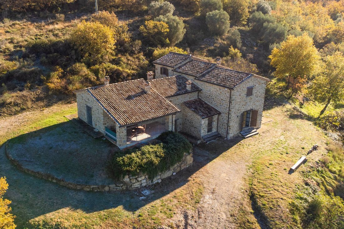 Estate in Magione, Umbria, Italy 3 - 16916260