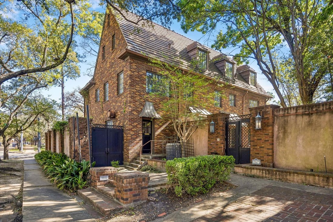 House in Houston, Texas, United States 4 - 17542119