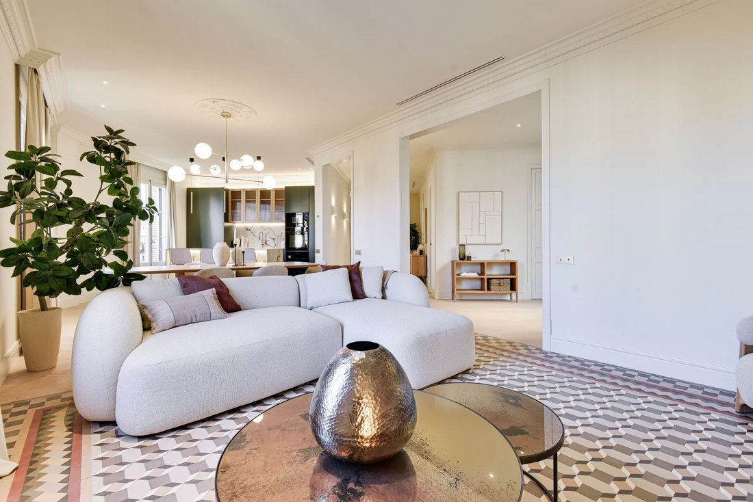 Apartment in Eixample, Barcelona, Spain 1 - 17541468