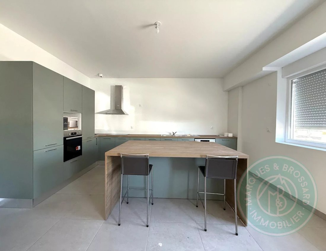 Pradeau-Gare-Rue G.Lassale, Tarbes, France 2 - 17540178