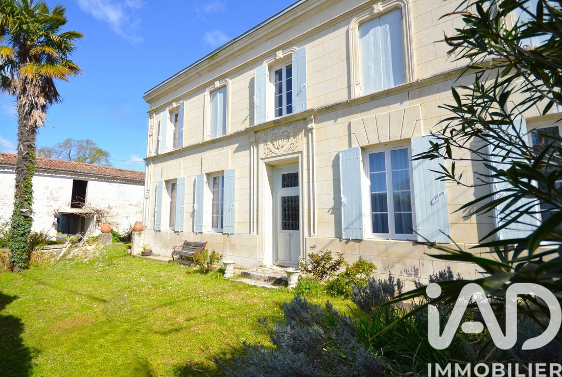 House in Corme-Ecluse, Nouvelle-Aquitaine, France 2 - 17545763