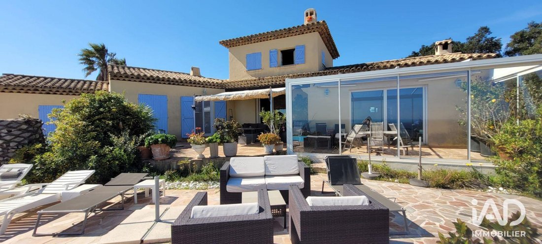House in Nartelle-Noyer-Bellevue-bd des Sardinaux, Sainte-Maxime, France 3 - 17545785