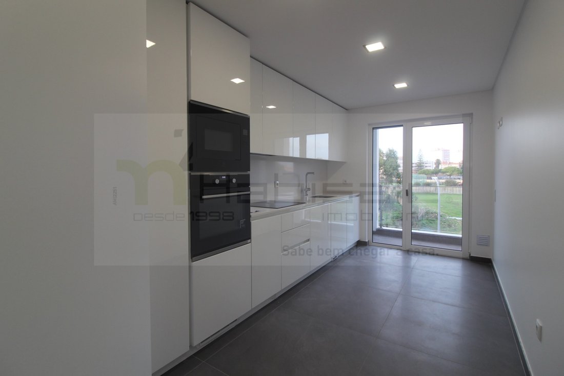 Apartment in Carcavelos e Parede, Lisbon, Portugal 5 - 17542117