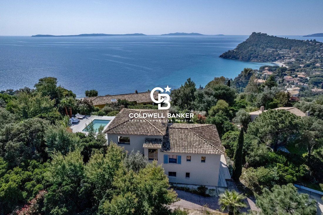 Villa in French Riviera, Provence-Alpes-Côte d'Azur, France 1 - 17541339