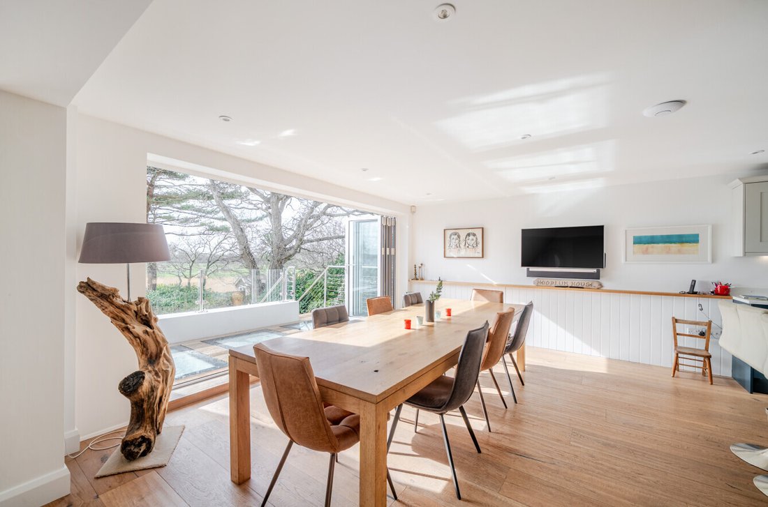 House in Highcliffe, England 5 - 17539747