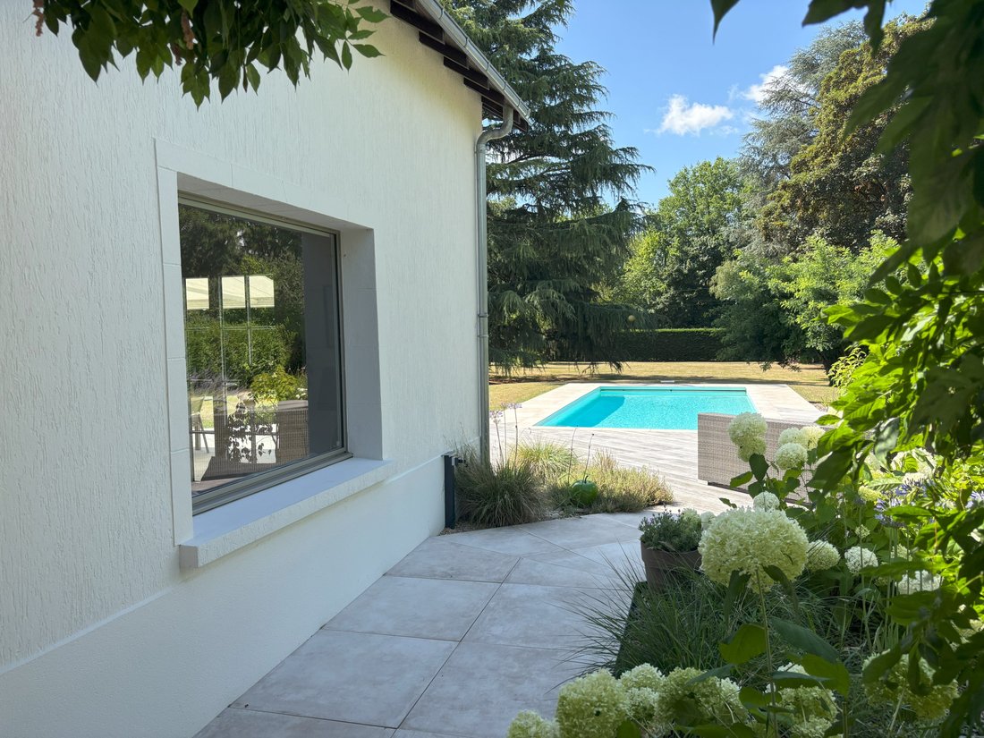Estate in Tours, Centre-Val de Loire, France 2 - 17540671