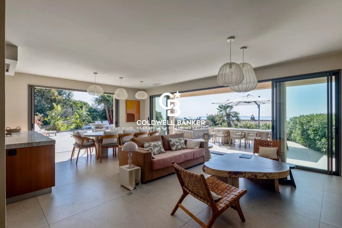 Villa in French Riviera, Provence-Alpes-Côte d'Azur, France 4 - 17541339