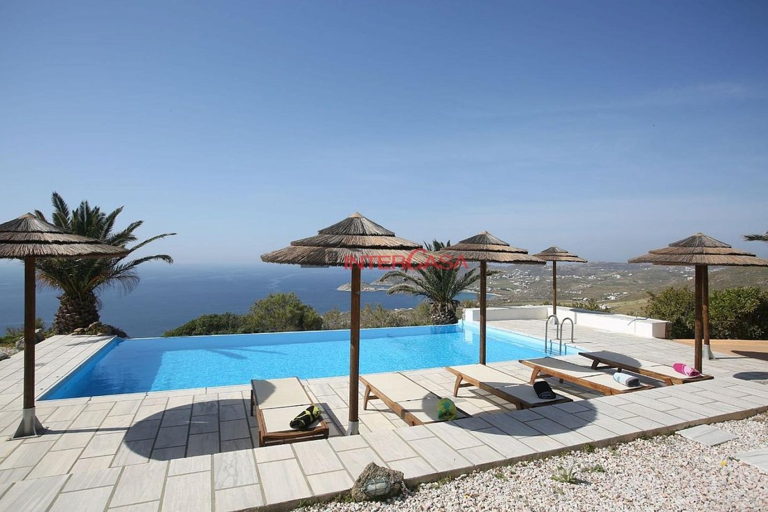 Villa in Ano Mera Community, Aegean, Greece 1 - 17542085