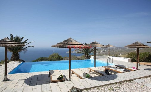 Villa in Ano Mera Community, Aegean, Greece 1