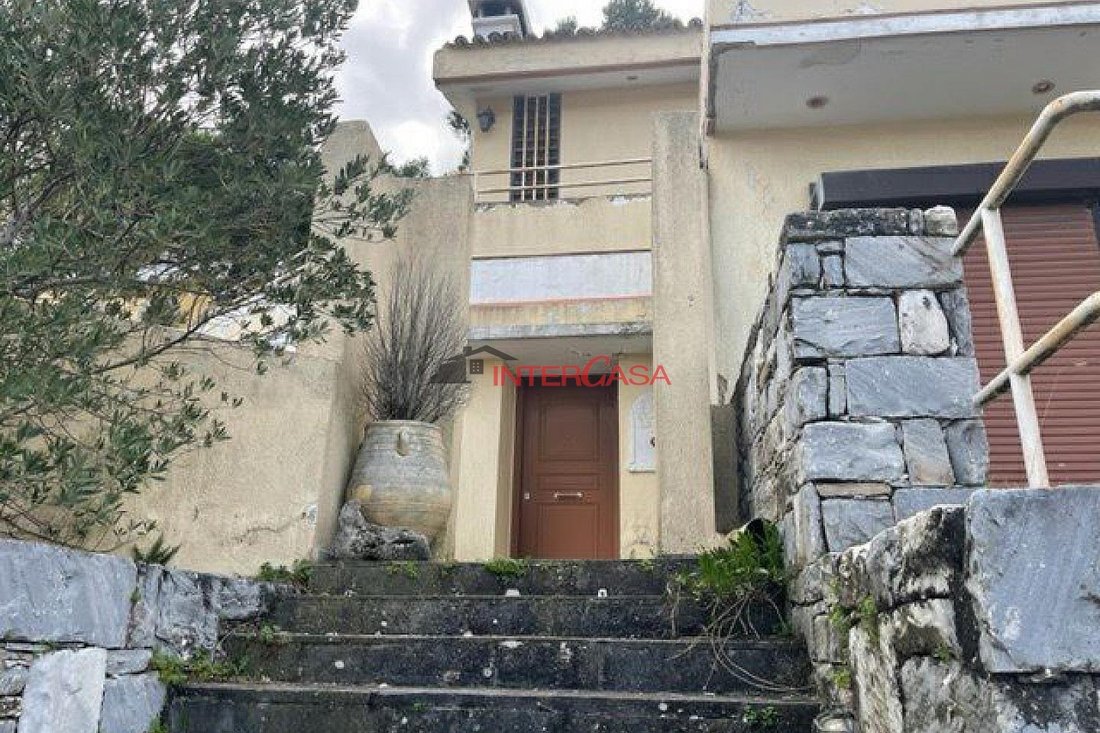 House in Penteli, Attica, Greece 1 - 17541819