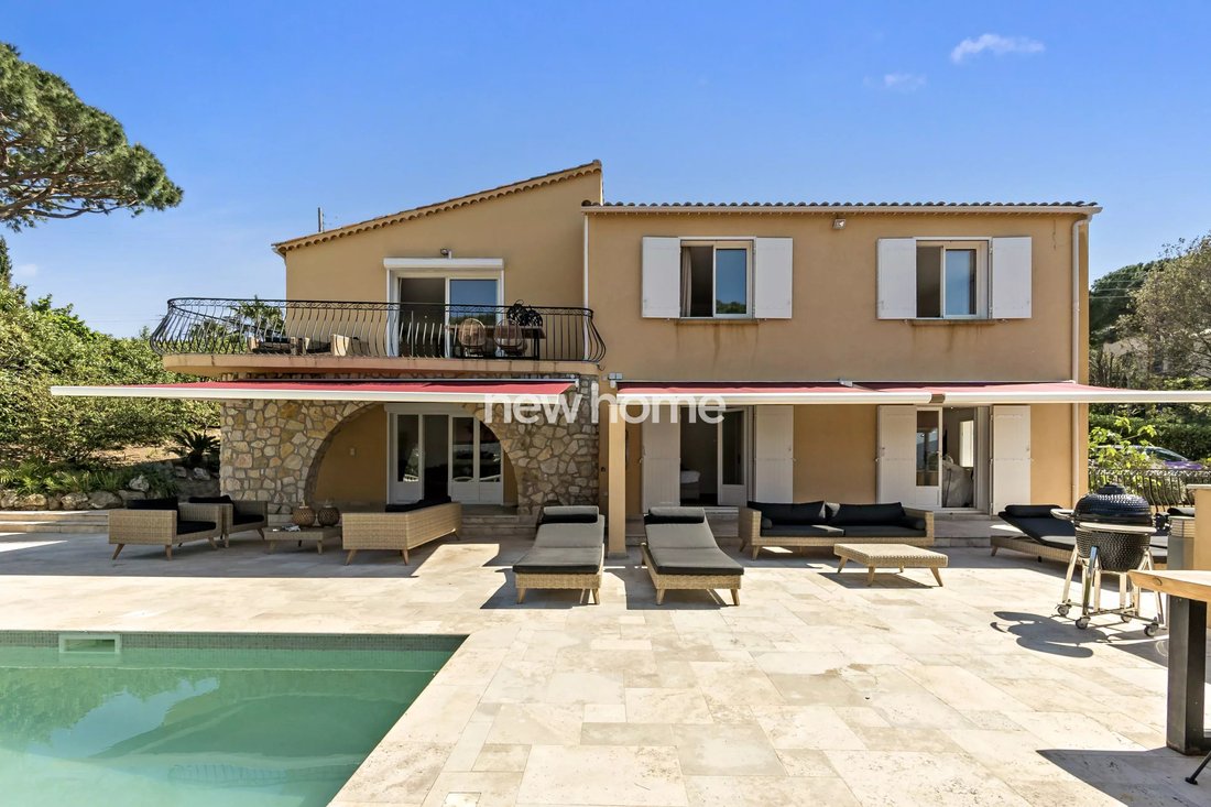 House in Ville-Les Saquedes-Le Bouillonnet, Sainte-Maxime, France 1 - 17504519