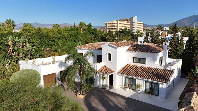 Villa en Atalaya Isdabe, Estepona, Andalucía 3 - 17543206