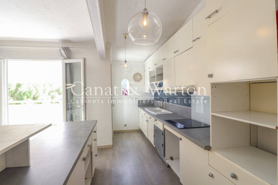 Apartment in Sud, Cavalaire-sur-Mer, France 3 - 17544341