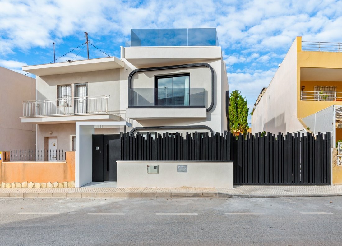 Villa in Pilar de la Horadada, Valencian Community, Spain 5 - 17540230