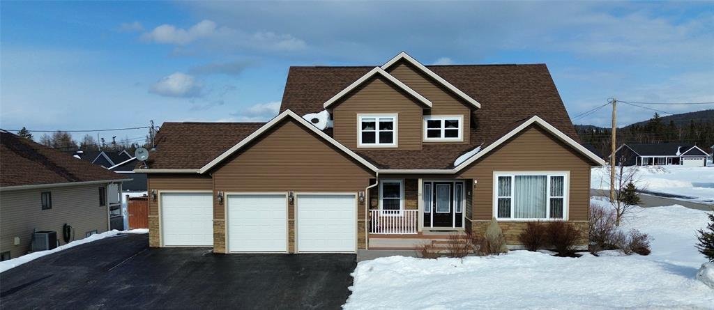 House in Pasadena, Newfoundland and Labrador, Canada 1 - 17543886
