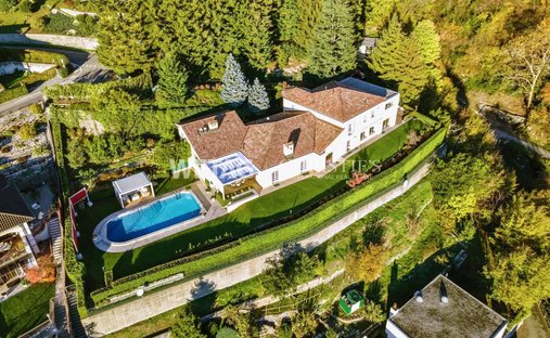 Villa in Vacallo, Switzerland 1