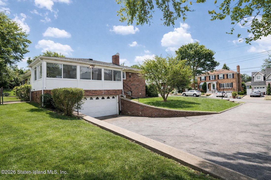 House in New York, New York, United States 4 - 16730478