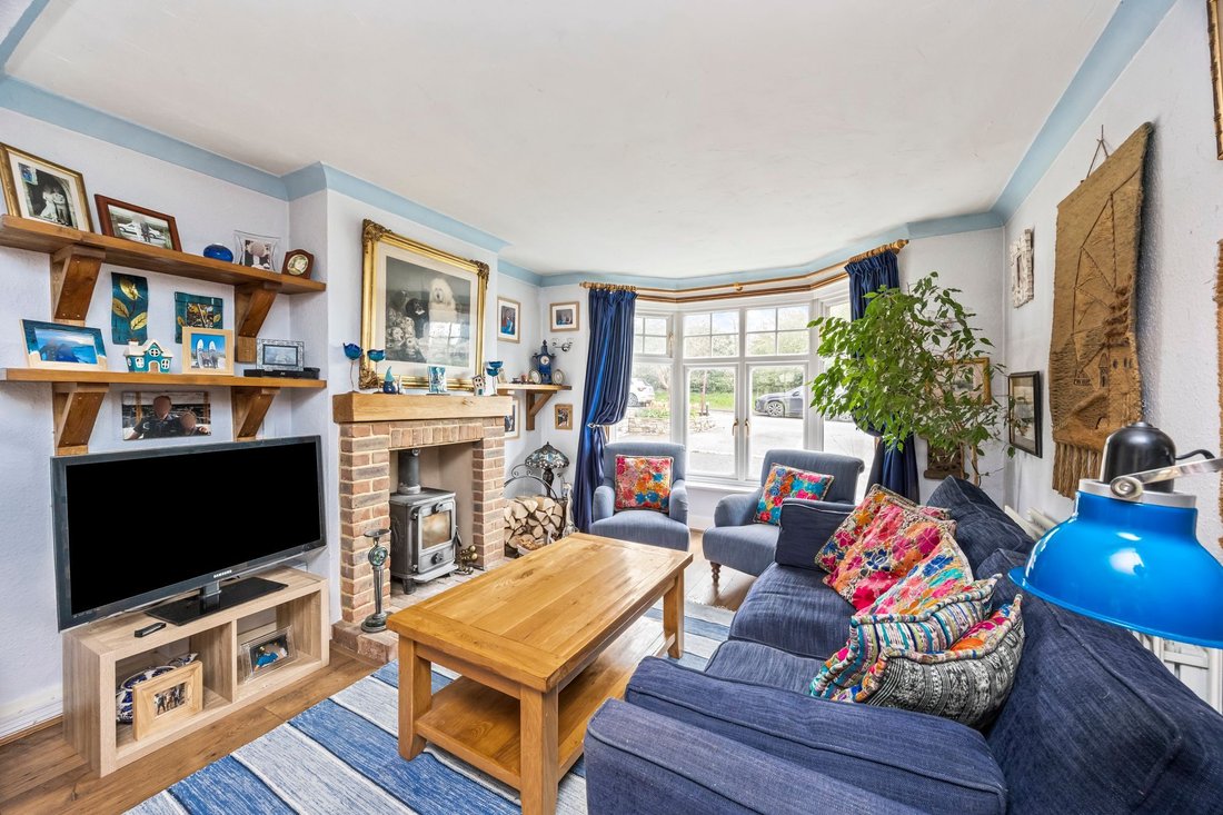 House in Rudgwick, England 3 - 17541111