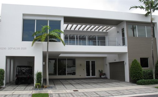 House in Doral, Florida, United States 1