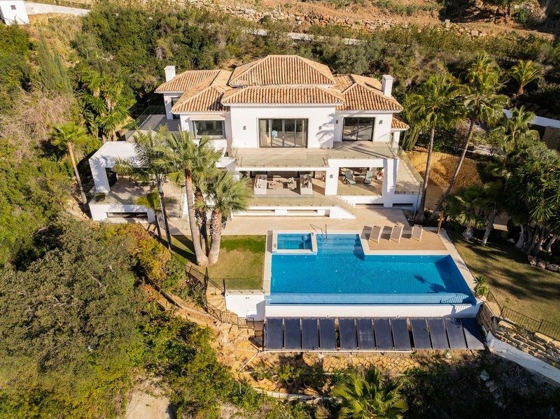 Villa in La Zagaleta, Benahavis, Andalusia 2 - 17543324