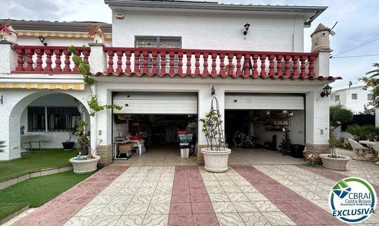 Townhouse in Empuriabrava, Catalonia, Spain 2 - 17542818