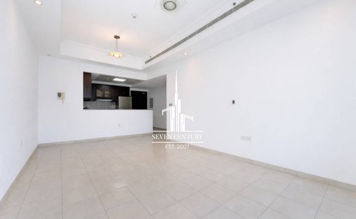 Apartment in Business Bay, Dubai, United Arab Emirates 1